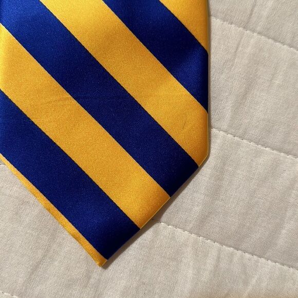Alexander Logan Microfiber Royal Blue Gold Diagonal Wide Stripe Tie - Picture 8 of 8